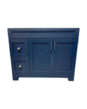 PEARL 42" Bathroom Vanity with Drawers